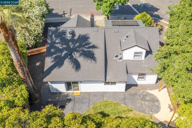 4101 Joan Ave, Concord CA: https://media.crmls.org/mediaz/ef42e538-4fde-4a6c-8e80-df5dd7b9e760.jpg