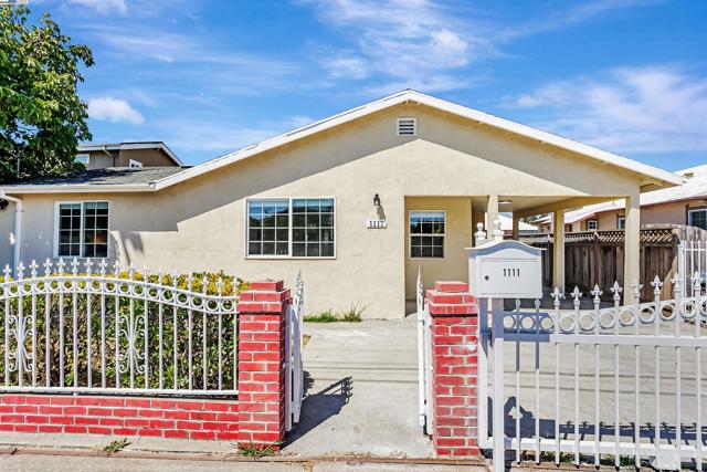 1111 Stonington Ave, San Pablo CA: https://media.crmls.org/mediaz/ef432430-8889-46e6-a020-d64cbfbe5f86.jpg