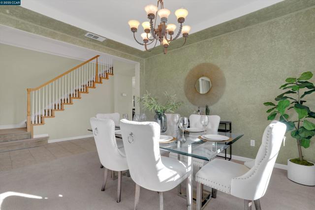 2121 Bluffs Dr, Livermore CA: https://media.crmls.org/mediaz/ef4329f1-8f17-4c75-bb22-8d78e3dd20fb.jpg