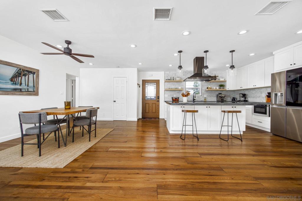 6875 Estrella Ave - photo 9