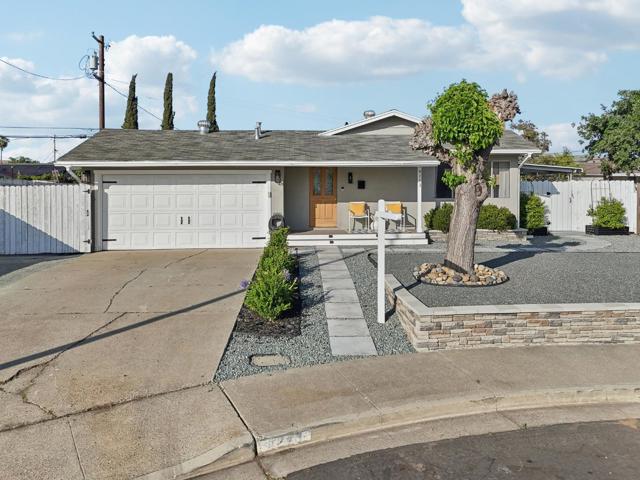 4273 Glazier Court, Concord CA: https://media.crmls.org/mediaz/ef43553d-2407-4ca0-96fa-76b3cd9b063d.jpg