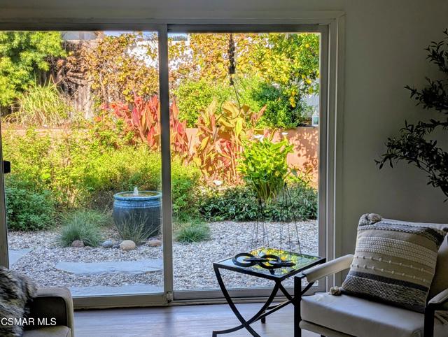 3359 Ridden Street, Camarillo CA: https://media.crmls.org/mediaz/ef437724-4b99-4744-b3e2-0b3a7566ce0f.jpg