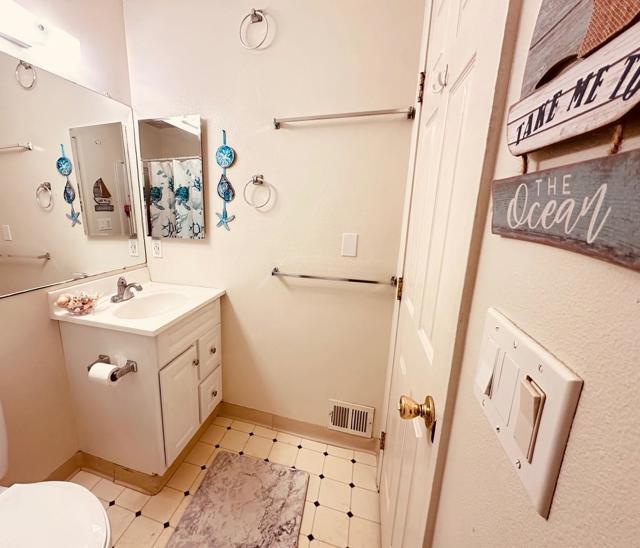 922 Ponselle Lane, Capitola CA: https://media.crmls.org/mediaz/ef456607-4f63-4147-a469-8058f79f9546.jpg