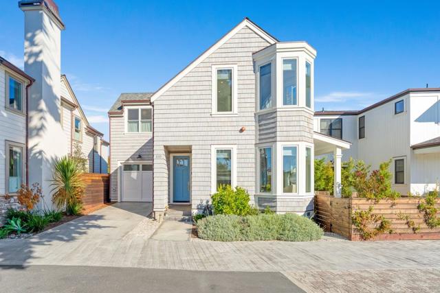 100 Bay Crest Road, Santa Cruz CA: https://media.crmls.org/mediaz/ef4571e4-9394-40b9-9656-20bb7ca1dee6.jpg