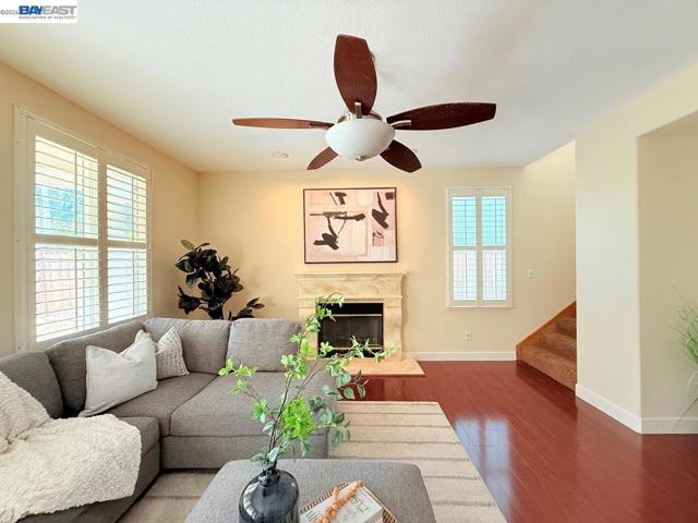 Image 11 of 60 For 3329 Lair Way