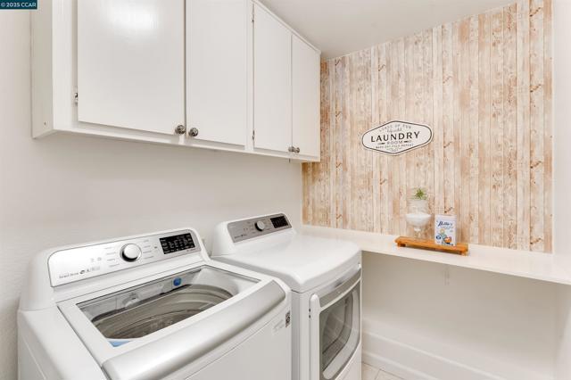 1438 Landahl Ct, Benicia CA: https://media.crmls.org/mediaz/ef47881c-b7ed-467d-a7ba-ab58ac5792e0.jpg