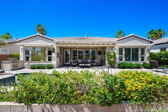 61414 Topaz Drive, La Quinta CA: https://media.crmls.org/mediaz/ef48a5e3-bd88-44b3-a026-94b7d51d9eb0.jpg