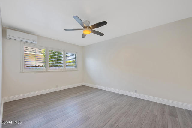 1469 Kirk Avenue, Thousand Oaks CA: https://media.crmls.org/mediaz/ef48c235-be19-4ca1-b490-a887c07dcdf7.jpg