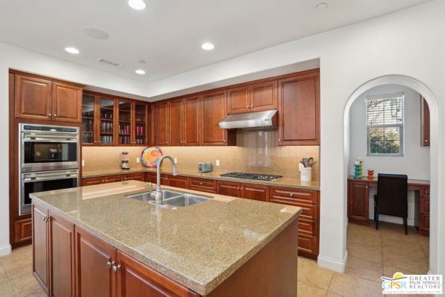 1070 Bella Vista, Palm Springs CA: https://media.crmls.org/mediaz/ef4a176f-5b25-423a-8c4e-9540314fcc83.jpg