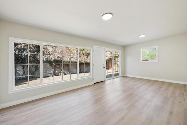 882 Harder Road, Hayward CA: https://media.crmls.org/mediaz/ef4a2590-f89b-4330-8fd6-af1e4225fbbd.jpg