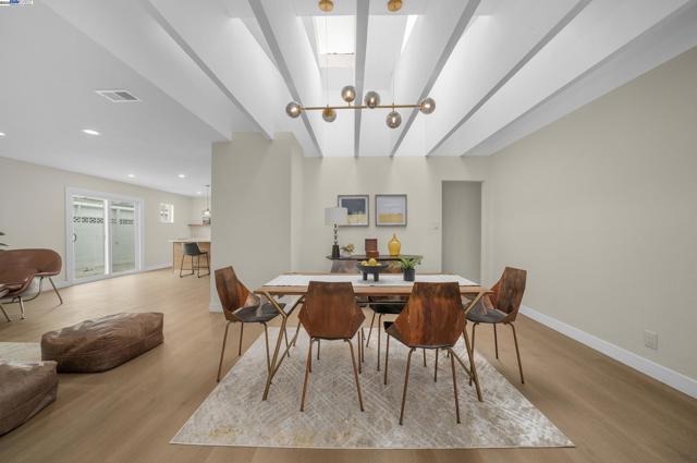16871 Ross Lane, Huntington Beach CA: https://media.crmls.org/mediaz/ef4b6a91-82e5-47d0-a2ca-c7973fde122d.jpg