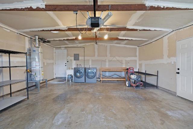43270 Newport, Fremont CA: https://media.crmls.org/mediaz/ef4b6fc0-d7ec-493a-83dc-524fde6c7947.jpg