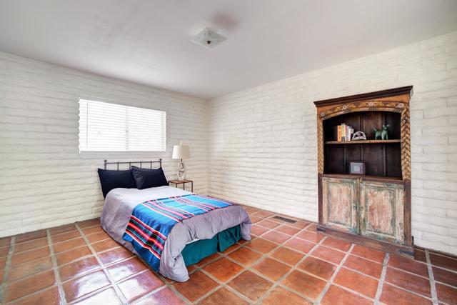 17711 S Mesa Drive, Pauma Valley CA: https://media.crmls.org/mediaz/ef4c5ba4-48ec-4a19-94fa-c4d8c8ed0401.jpg