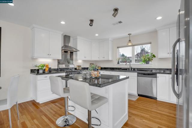 Image 13 of 50 For 1579 Farm Bureau Rd