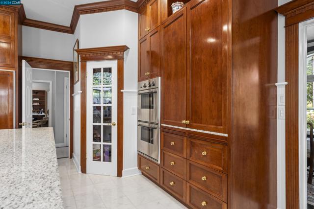 Image 15 of 60 For 177 Oak Road
