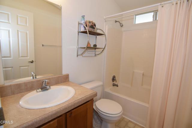 4201 Topanga Canyon Blvd. Boulevard, Woodland Hills CA: https://media.crmls.org/mediaz/ef4fff7d-47c6-4f96-9454-ae64464f7d81.jpg
