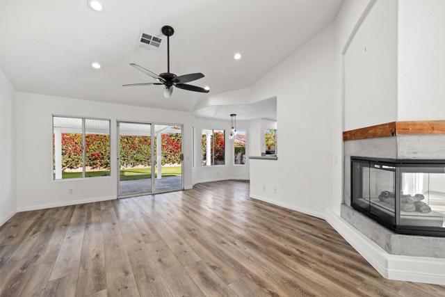 44260 Villeta Drive, La Quinta CA: https://media.crmls.org/mediaz/ef5086ad-5705-4e37-a071-640bad78cd46.jpg