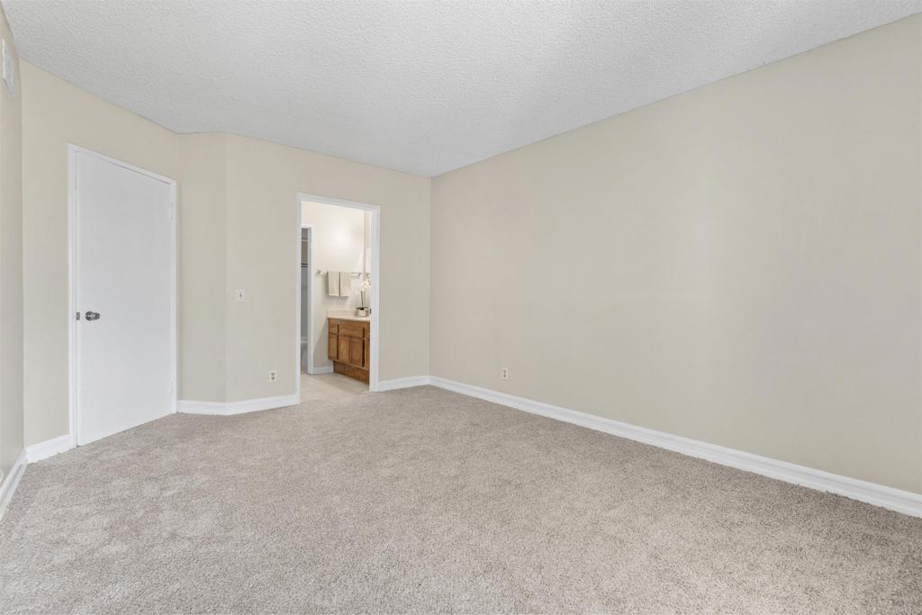 1040 Washington Avenue - photo 10