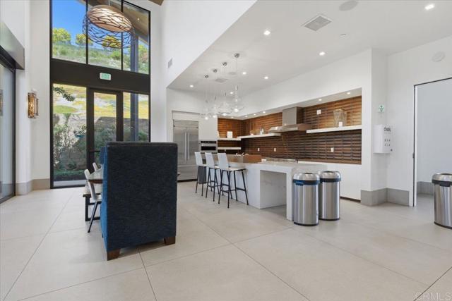 Detail Gallery Image 30 of 48 For 2510 Aperture Circle, San Diego,  CA 92108 - 3 Beds | 2/1 Baths