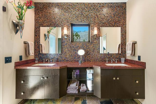 1175 E Cactus Road, Palm Springs CA: https://media.crmls.org/mediaz/ef564405-5e3b-4e50-b8b5-5f05d270662a.jpg