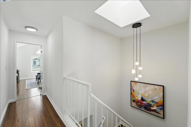 35864 Killorglin Cmn, Fremont CA: https://media.crmls.org/mediaz/ef56ebe0-5bde-4bbf-be72-f091eeaba68b.jpg