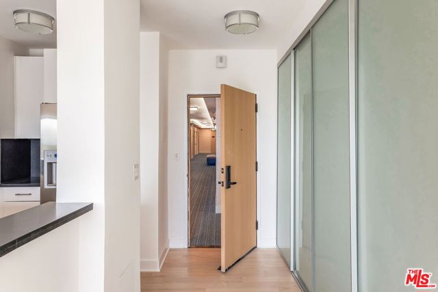 999 N Doheny Drive, West Hollywood CA: https://media.crmls.org/mediaz/ef57573d-b57e-44cb-b887-130cdadcf7ae.jpg