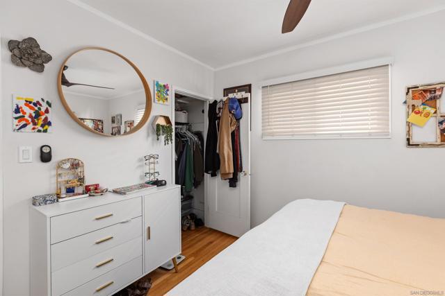 4830 4832 Utah St, San Diego CA: https://media.crmls.org/mediaz/ef5816e5-9d85-4b12-847b-ce1be99ff909.jpg