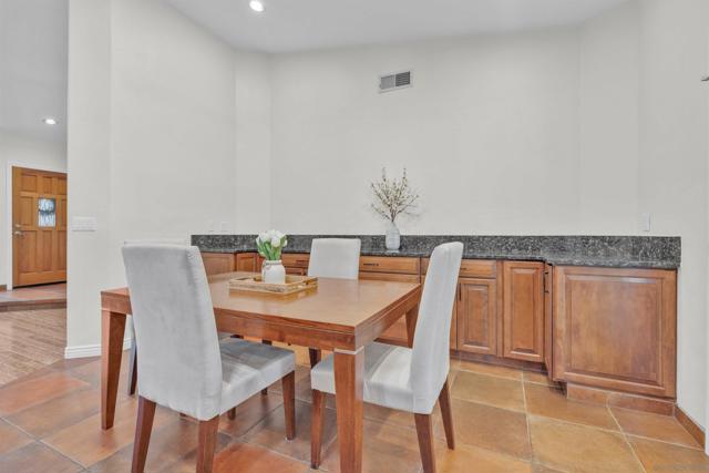 23540 Oriente Way, Ramona CA: https://media.crmls.org/mediaz/ef59dcc0-d3e6-4223-bd38-6c260c58f2d6.jpg