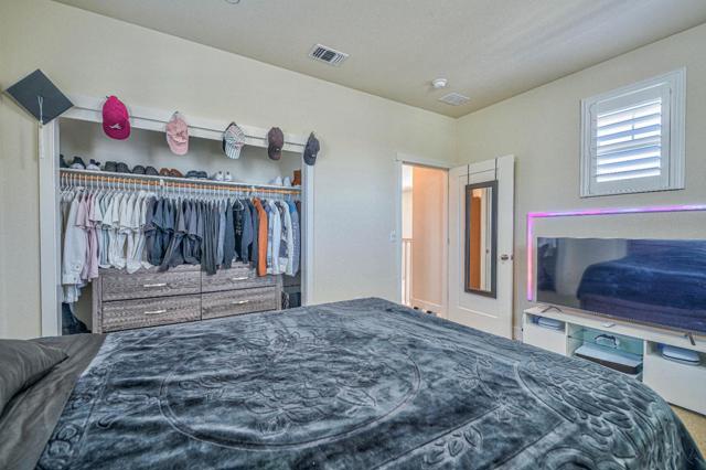 15026 Breckinridge Avenue,  CA: https://media.crmls.org/mediaz/ef5a0f73-8da9-4f68-9835-fade6c6de148.jpg