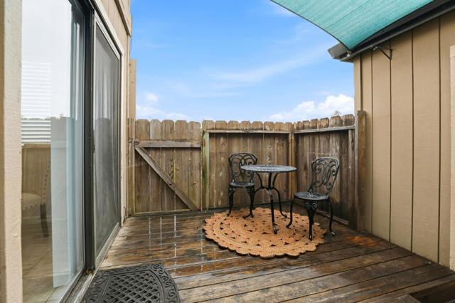 251 Gibson Drive, Hollister CA: https://media.crmls.org/mediaz/ef5a1fd2-cf23-49f0-ba37-a136ffc31395.jpg