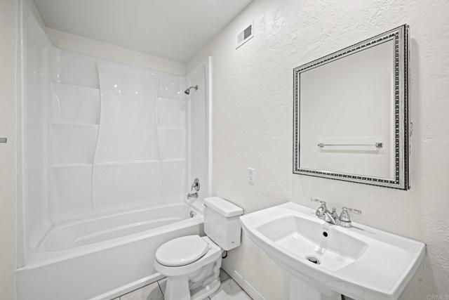 Image 16 of 39 For 5131 Dorman Drive