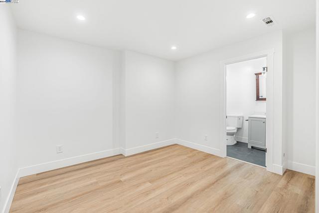 Image 36 of 53 For 3035 Logan St
