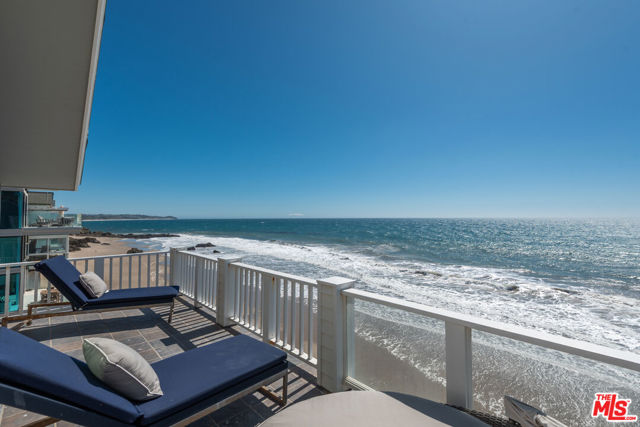 31656 Sea Level Drive, Malibu CA: https://media.crmls.org/mediaz/ef5aeec9-7661-4ca0-9819-57da4082fd3b.jpg