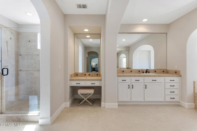 Image 41 of 79 For 4347 Via Entrada