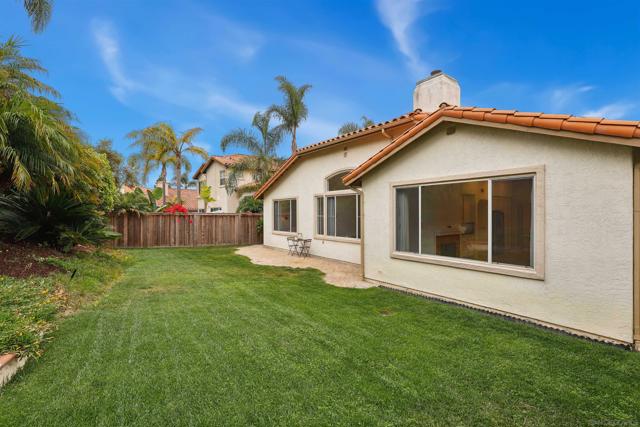 6660 Curlew Ter, Carlsbad CA: https://media.crmls.org/mediaz/ef5b4244-e84e-4218-88ed-2ab12a5e8ba6.jpg