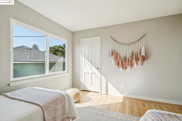 Image 33 of 58 For 2700 Alida St
