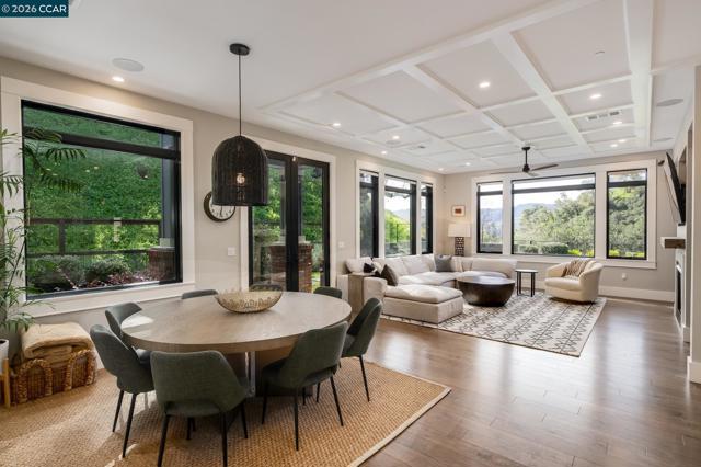 Image 16 of 59 For 401 Legacy Dr