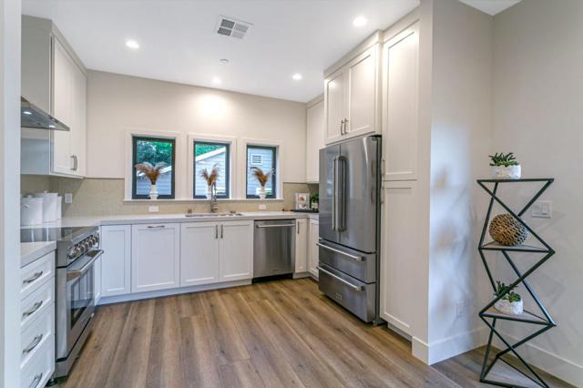 2985 Lantz -2 Avenue, San Jose CA: https://media.crmls.org/mediaz/ef5ff523-943b-4d72-9633-a90674803bc2.jpg