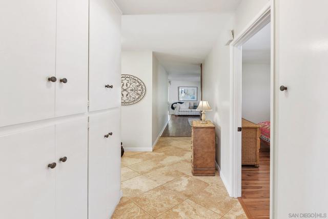 12091 Lomica Dr, San Diego CA: https://media.crmls.org/mediaz/ef602c48-9547-4dd7-826d-cc49a8ed4942.jpg