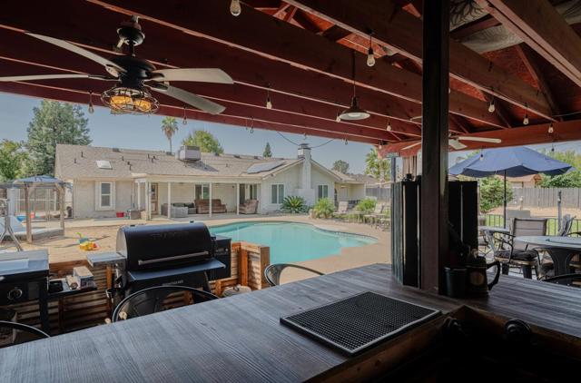 26891 Fonda Avenue, Madera CA: https://media.crmls.org/mediaz/ef604e29-c8e2-45fc-ad5c-b81791fae48f.jpg