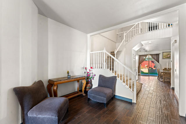 Image 3 of 50 For 25444 Delphinium Ave Avenue
