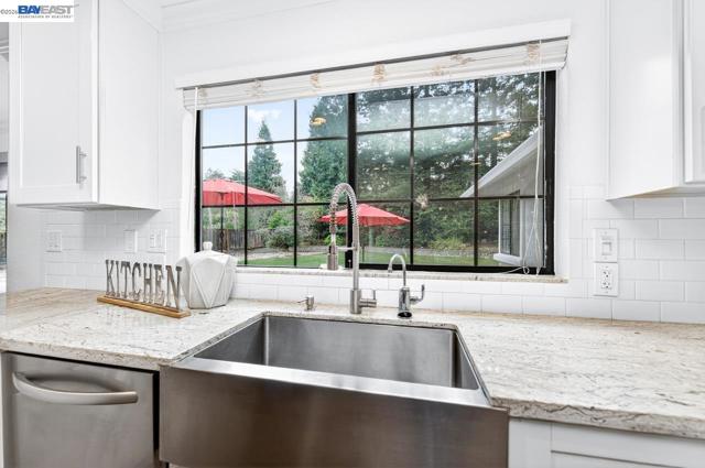 Image 18 of 53 For 2737 Harland Ct