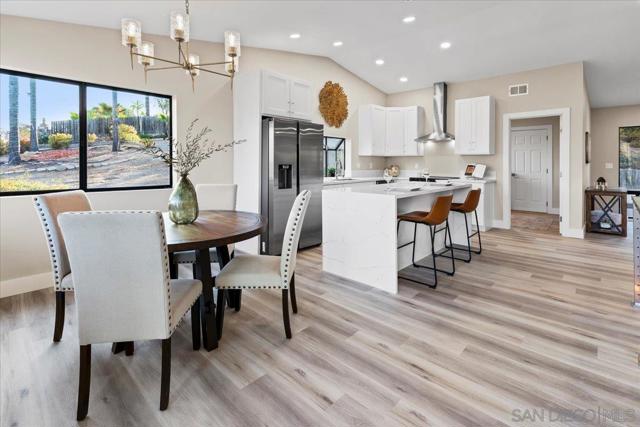 16310 Oak Springs Dr, Ramona CA: https://media.crmls.org/mediaz/ef62e4a7-084a-4702-9c49-2e9d3cbbbb98.jpg