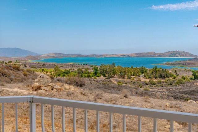 20329 Luchs Rd, Perris CA: https://media.crmls.org/mediaz/ef63aab2-4675-4aa7-aa96-ca7fab35c072.jpg