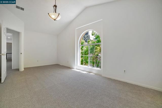 1364 Canyon Side Ave, San Ramon CA: https://media.crmls.org/mediaz/ef63be2a-63bc-4dd1-a08f-a3c331252723.jpg