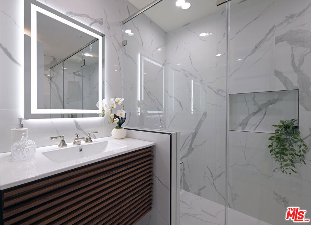 MLS #26828409 image #42