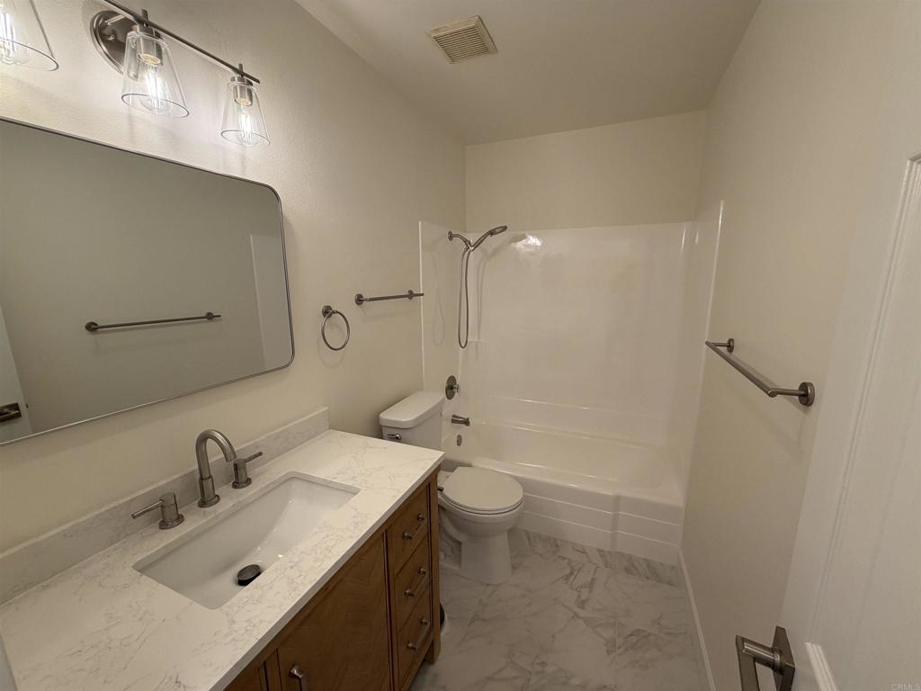 403 Requeza Street - photo 15