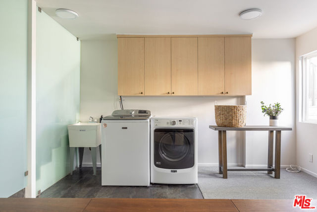 3360 Ley Drive, Los Angeles CA: https://media.crmls.org/mediaz/ef6531f4-ef83-405a-a4e7-77f25b2a3c27.jpg