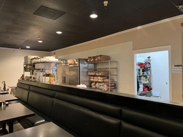 1688 1688 Decoto Road, Union City CA: https://media.crmls.org/mediaz/ef65b2e4-38e1-4958-84d4-84baebb4b619.jpg