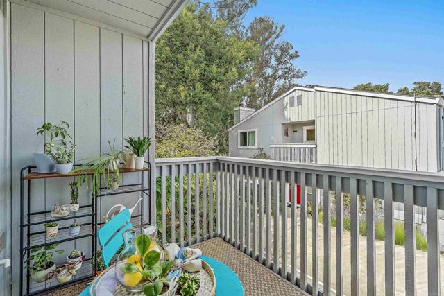 Detail Gallery Image 27 of 36 For 2927 Leotar Cir, Santa Cruz,  CA 95062 - 3 Beds | 2/1 Baths